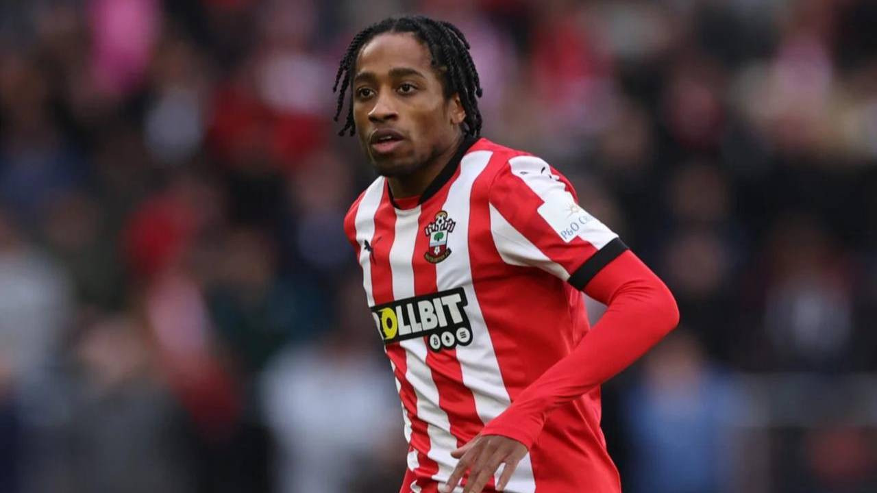 Beşiktaş, Walker-Peters transferinden vazgeçti