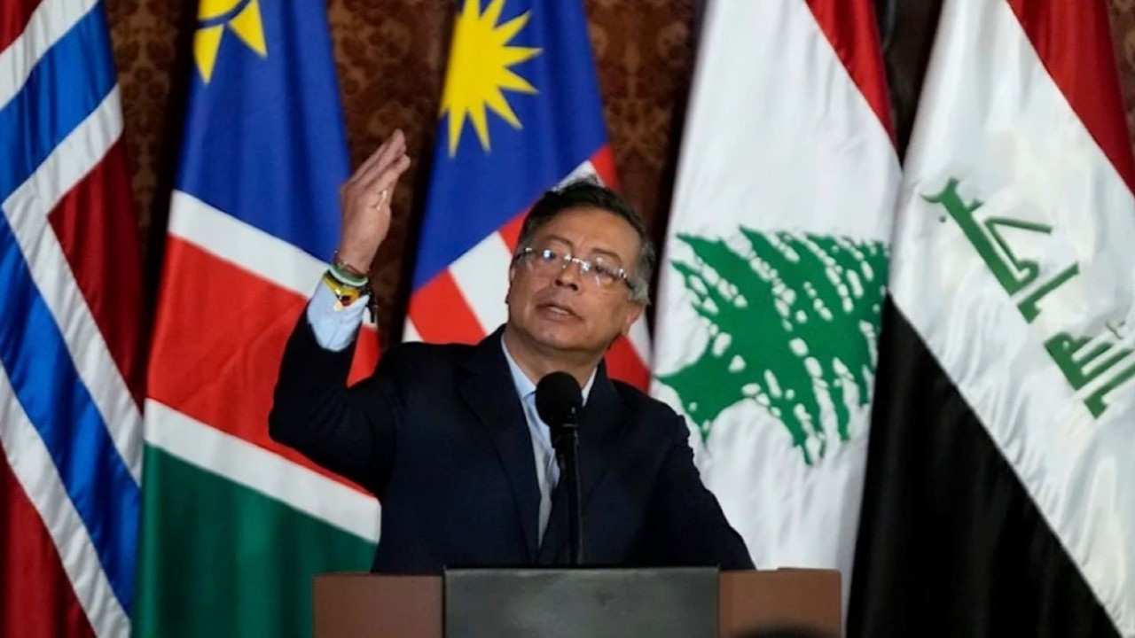 Kolombiya Başkanı Petro NATO ile ortaklık ilişkisini sonlandırmak istiyor... Gerekçe İsrail'in soykırımına verilen destek... Petro yeni ittifaklar arıyor