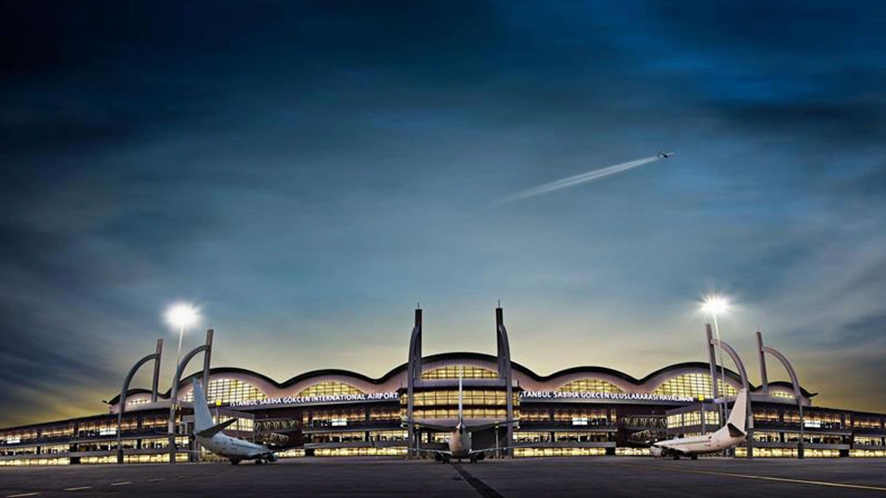 1444 uçuşla Avrupa'nın en yoğun havalimanı oldu