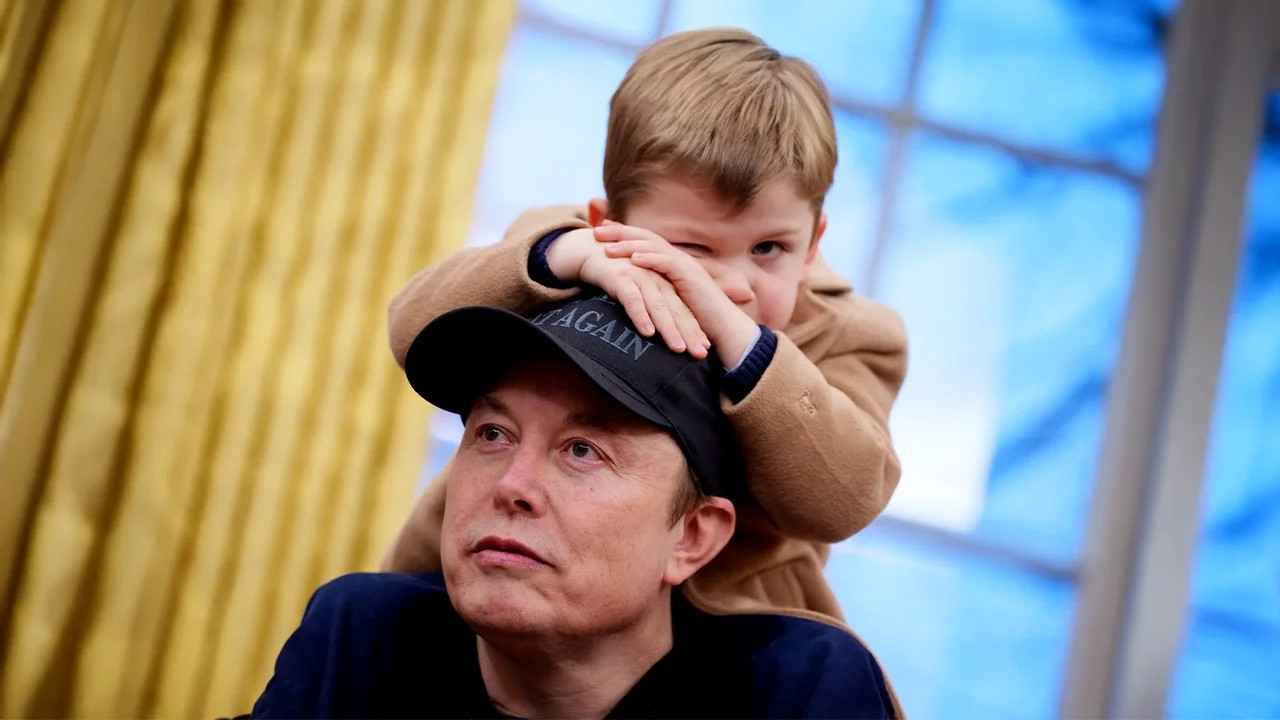 Musk duyurdu: X'in sohbet robotu Grok'a çocuk geliyor... Baby Grok ne zaman çıkacak? Çocuklar için başka yapay zeka uygulaması var mı?