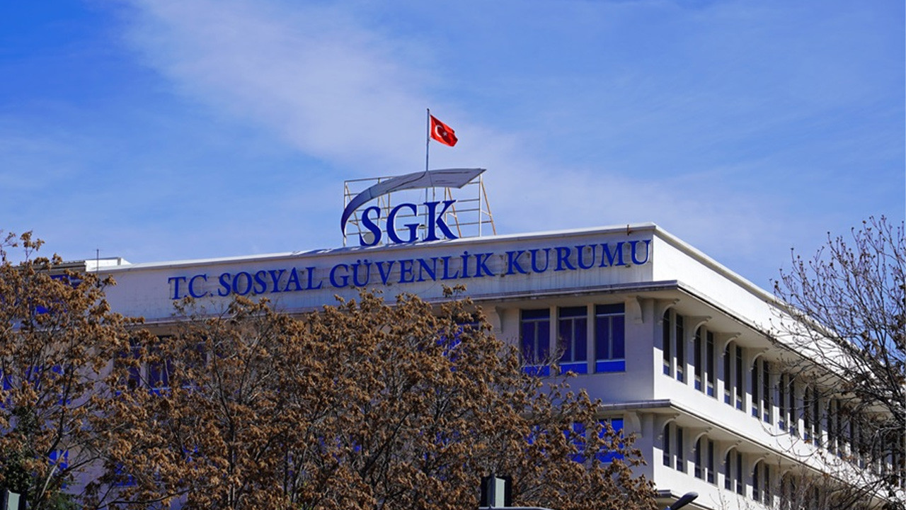 Memur emeklilerinin gözü bu haberde! SGK'den zam farkı açıklaması