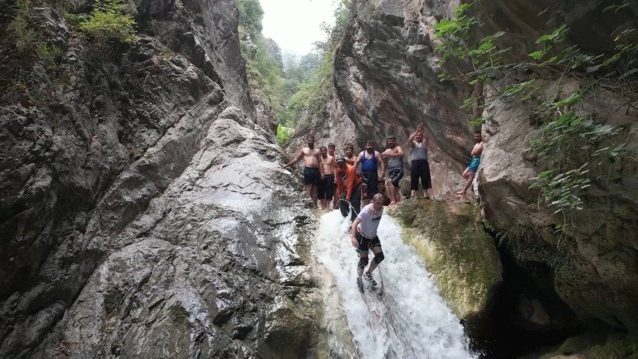 Sarısu Kanyonu’ndaki Şelaleler göreni büyülüyor