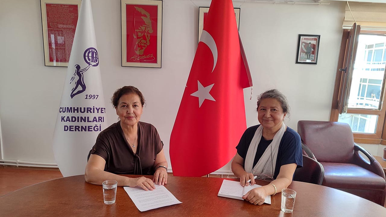 ‘Kadınların Amerika ve İsrail zulmüne ortak güçlü bir ses çıkarması gerekiyor’