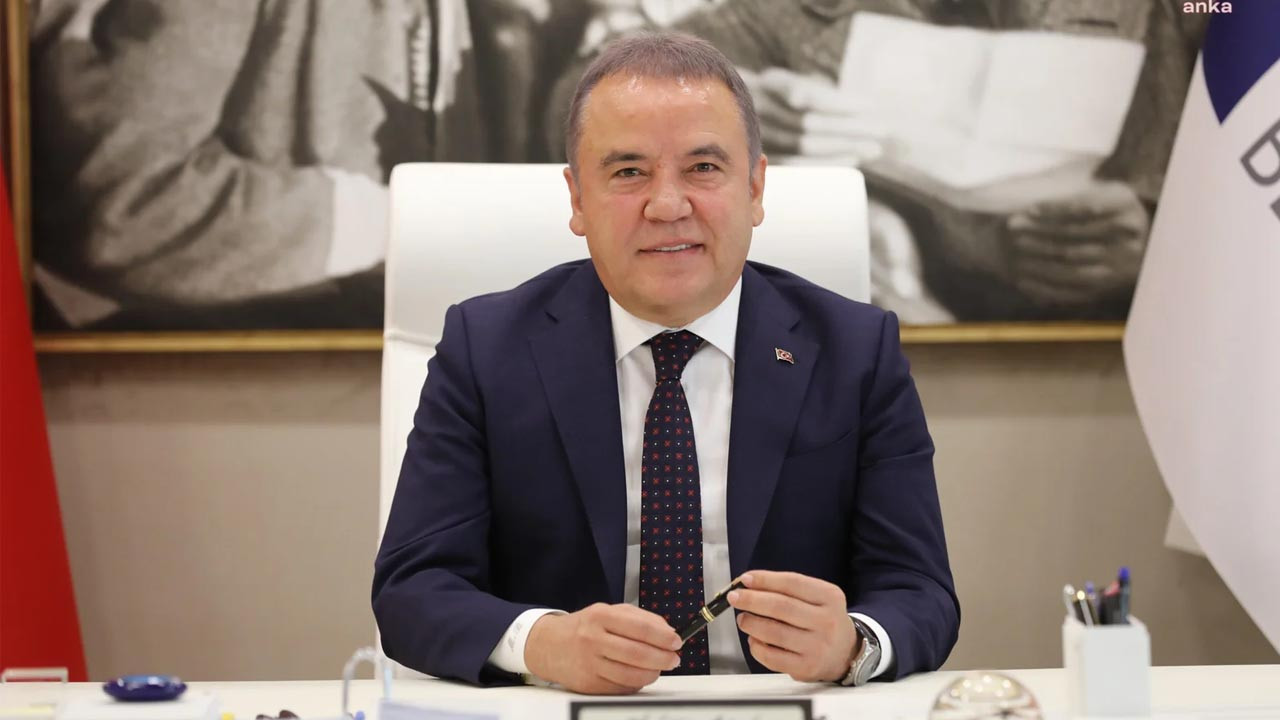 Antalya'da rüşvet soruşturması sürüyor! Böcek'in gelini de gözaltında