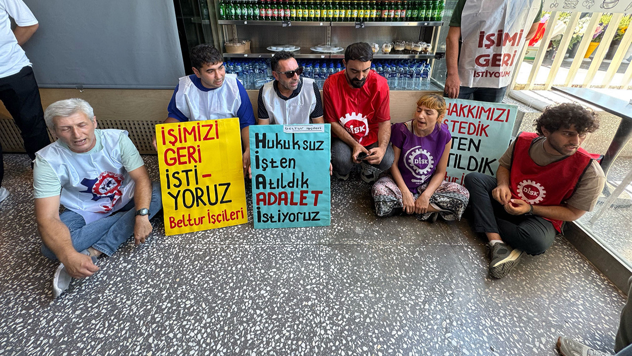 Beltur’da işten çıkarılan 3 işçi oturma eylemi yaptı