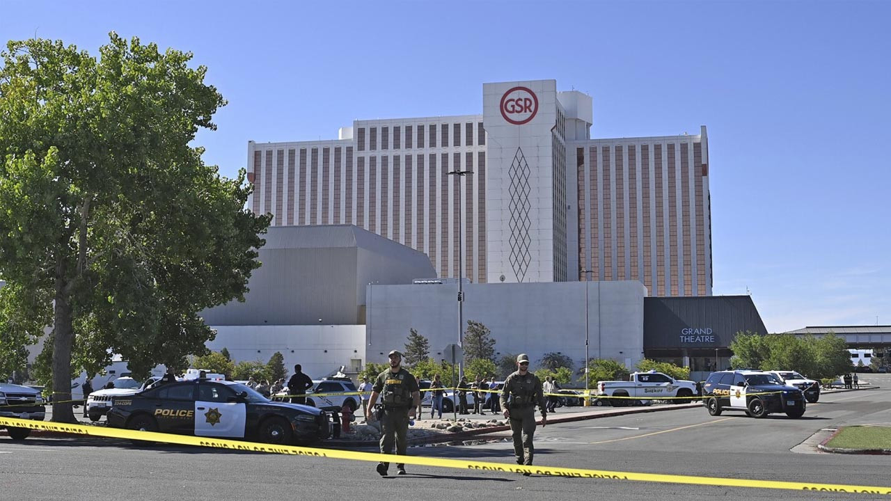 Kumarhane önünde silahlı saldırı! 2 kişi hayatını kaybetti