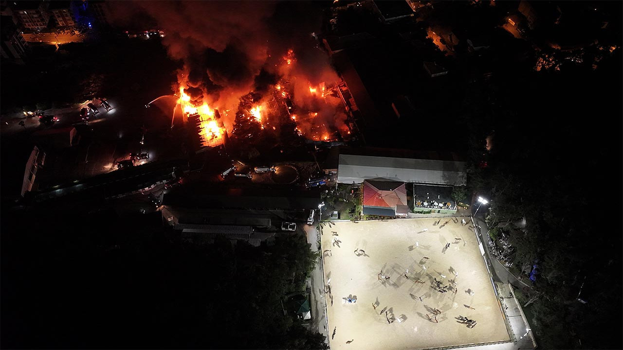 İstanbul'da yangın! İstanbul yangın haberleri! İstanbul Çekmeköy yangın! İstanbul son dakika