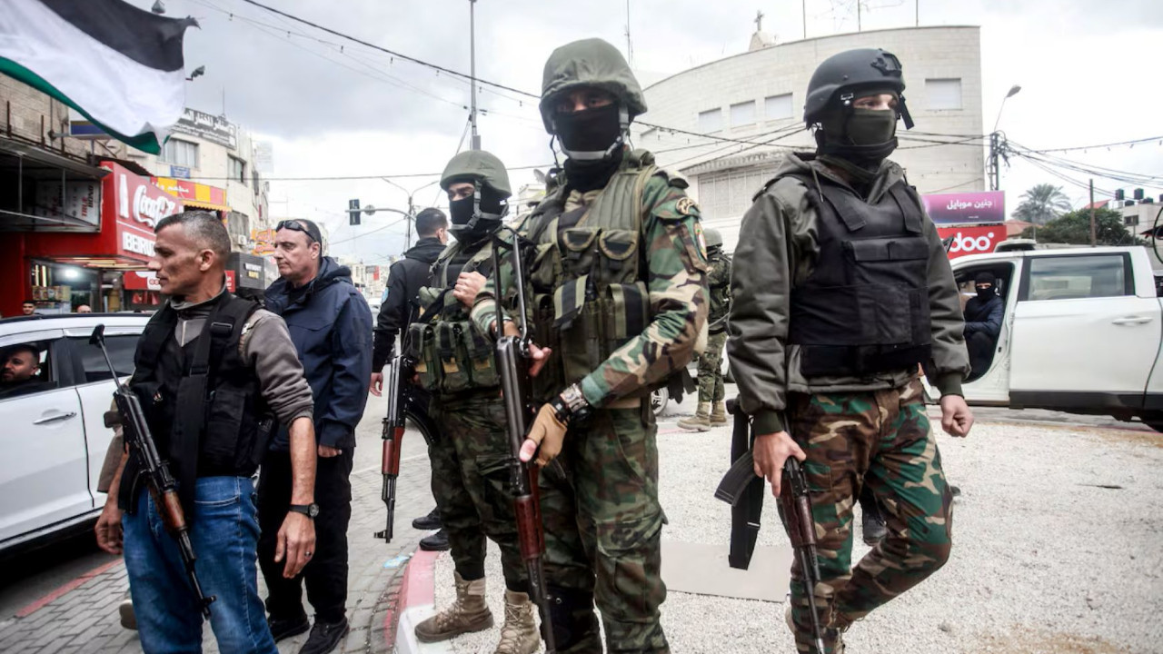 HAMAS'a silahsızlanma kuşatması... Mısır Dışişleri Bakanı: Yüzlerce Filistinliyi güvenlik gücü olarak eğitiyoruz... HAMAS silahsızlanmayı kabul ediyor mu?