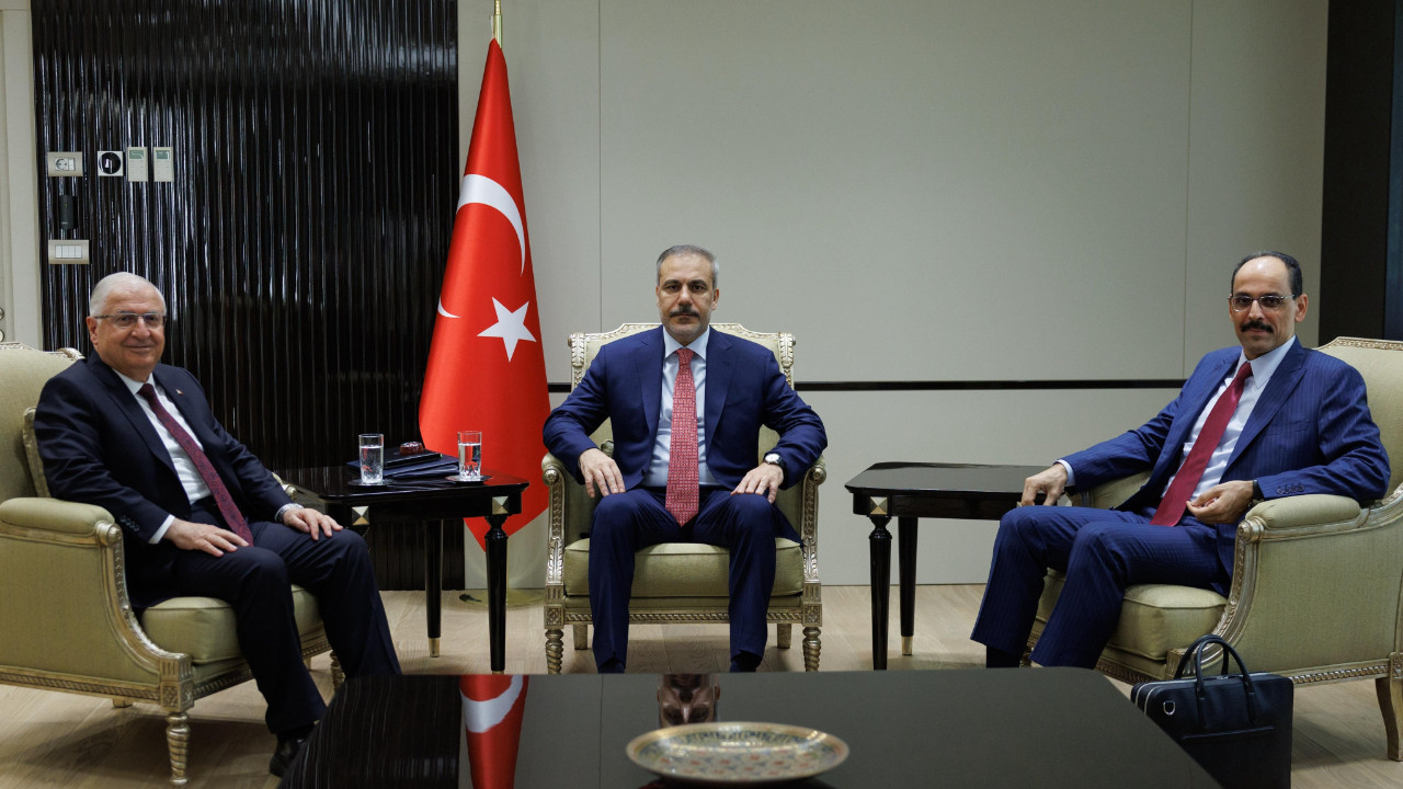 Kritik görüşme! Bakanlar MİT Başkanı Kalın ile bir arada