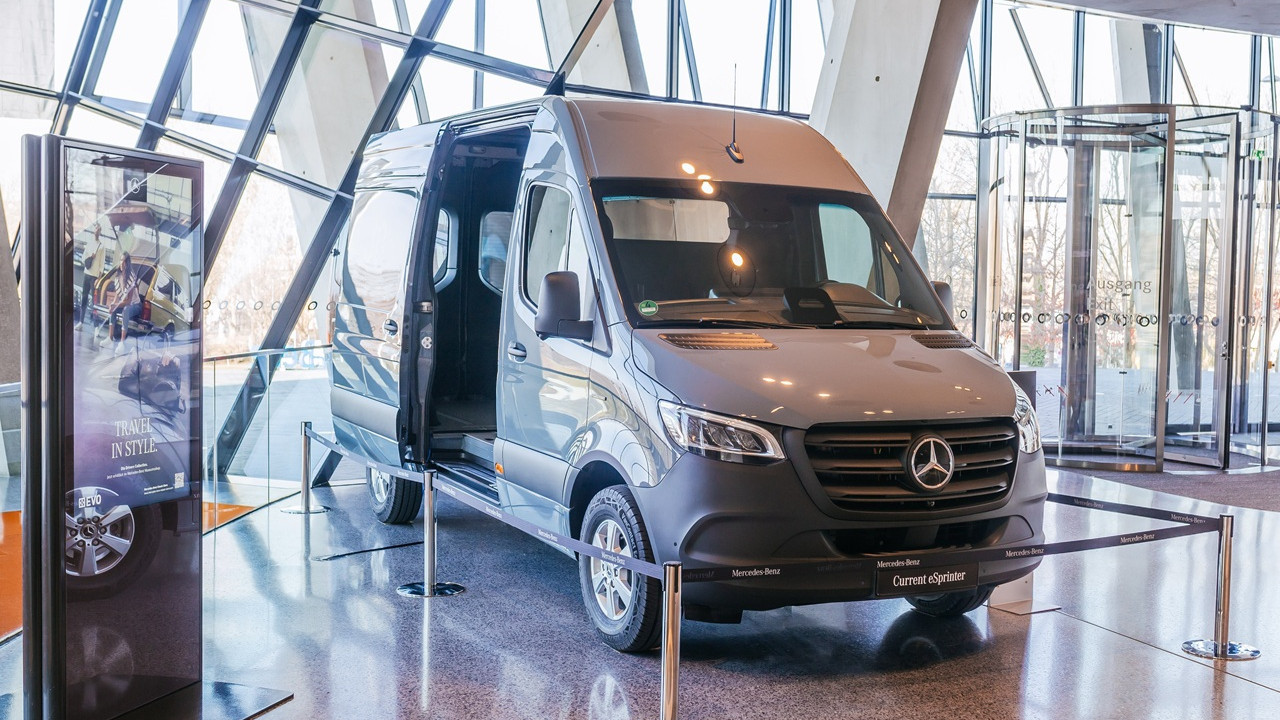 Küresel Başarı, Yerel Uyum, Hafif Ticari Araçların Evrimi: Mercedes-Benz Sprinter 30 Yaşında