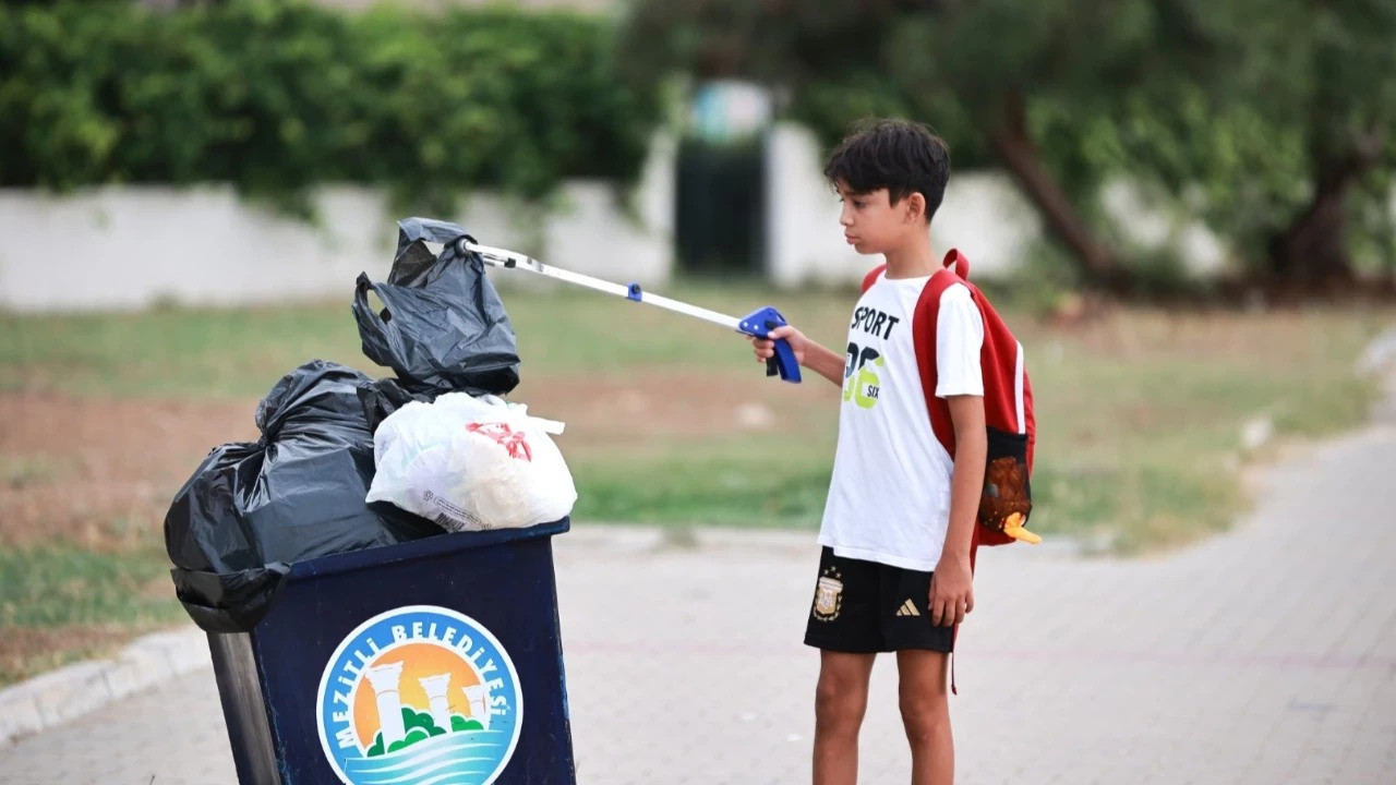 Takipçim kadar çöp topluyorum dedi: Bakın kaç takipçisi oldu