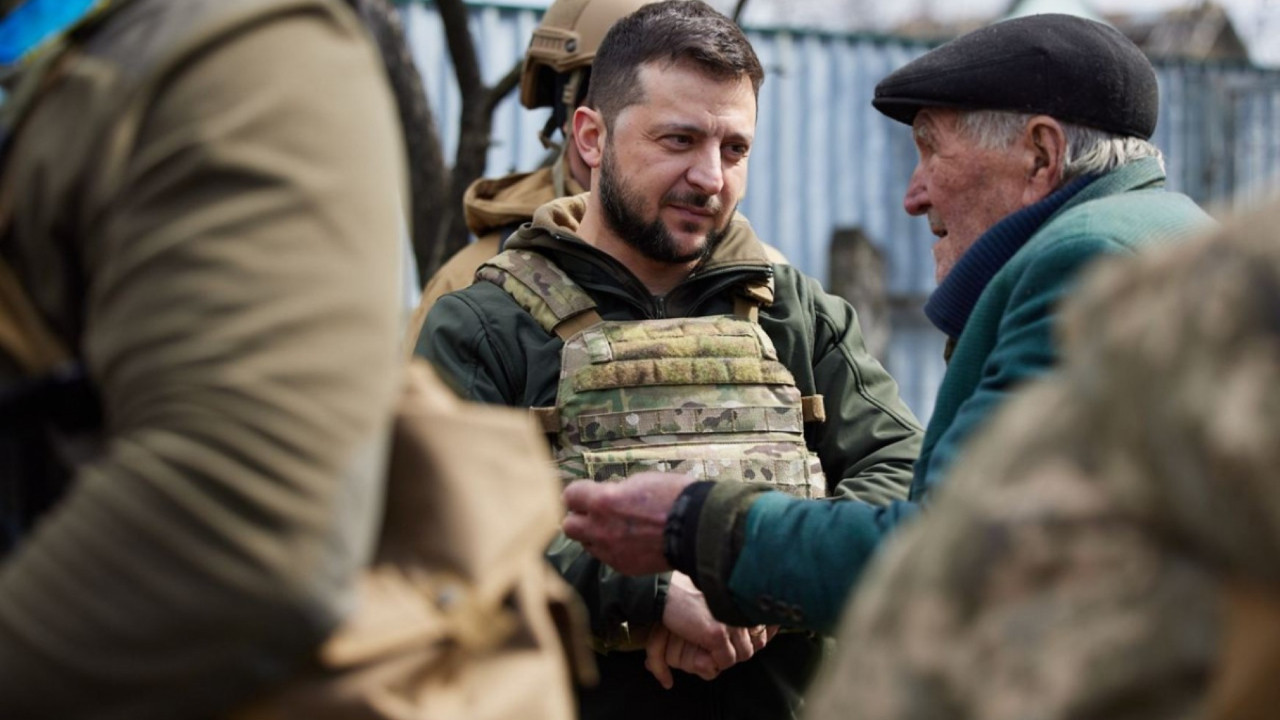 Zelenskiy imzaladı: Ukrayna ordusu 60 yaş üzeri Ukraynalıları asker almaya başlıyor... Amaç asker açığını kapatmak