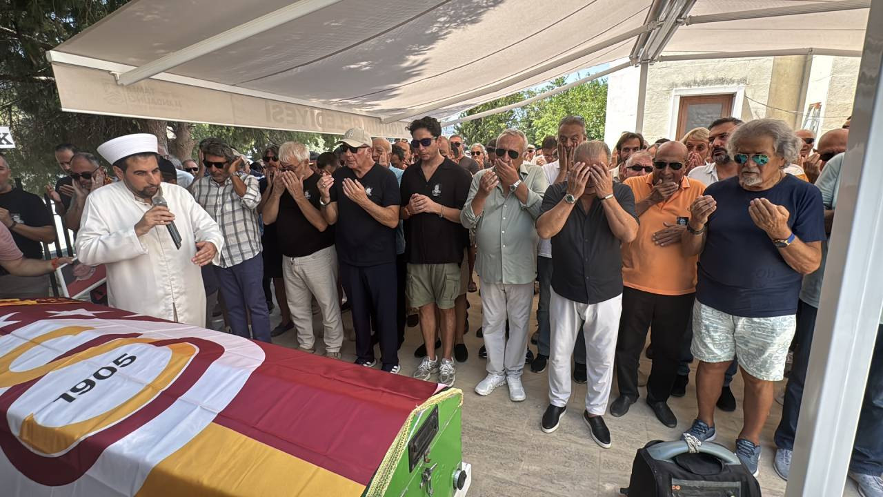 Ümit Aktan, Bodrum'da toprağa verildi