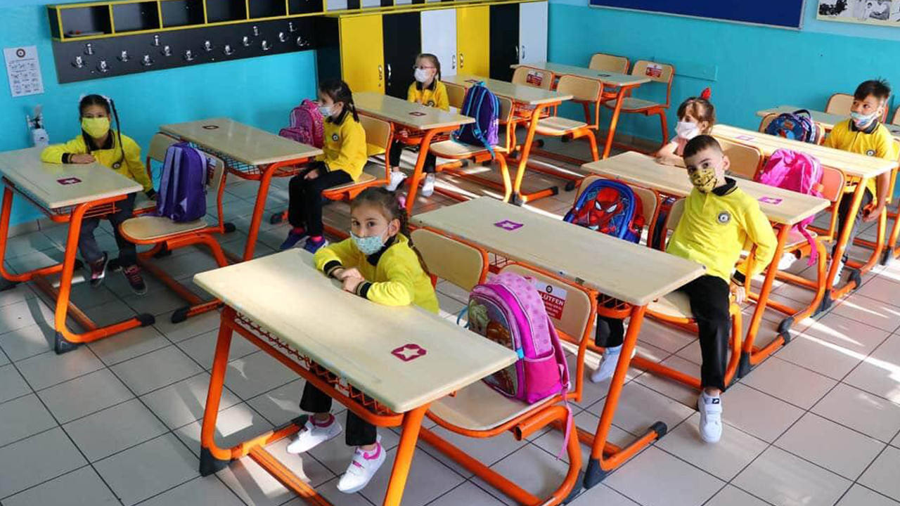 Velileri düşündüren soru: Bu sene okul çantası kaça dolar?