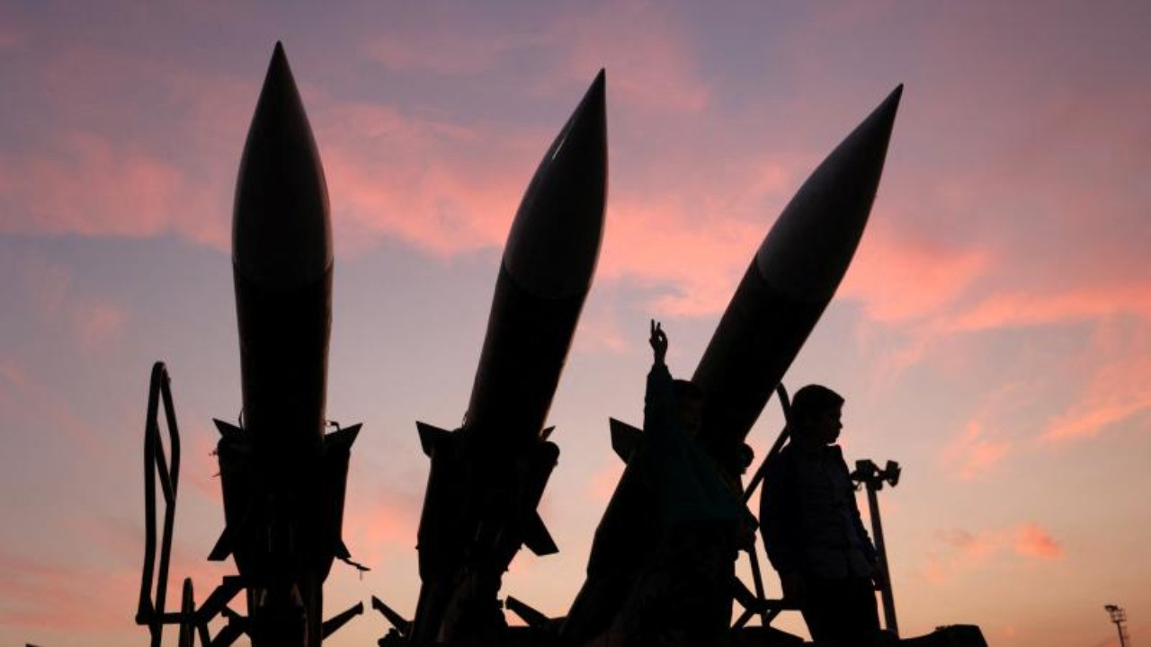 İran Savunma Bakanı: İsrail savaşından sonra yeni füzeler ürettik