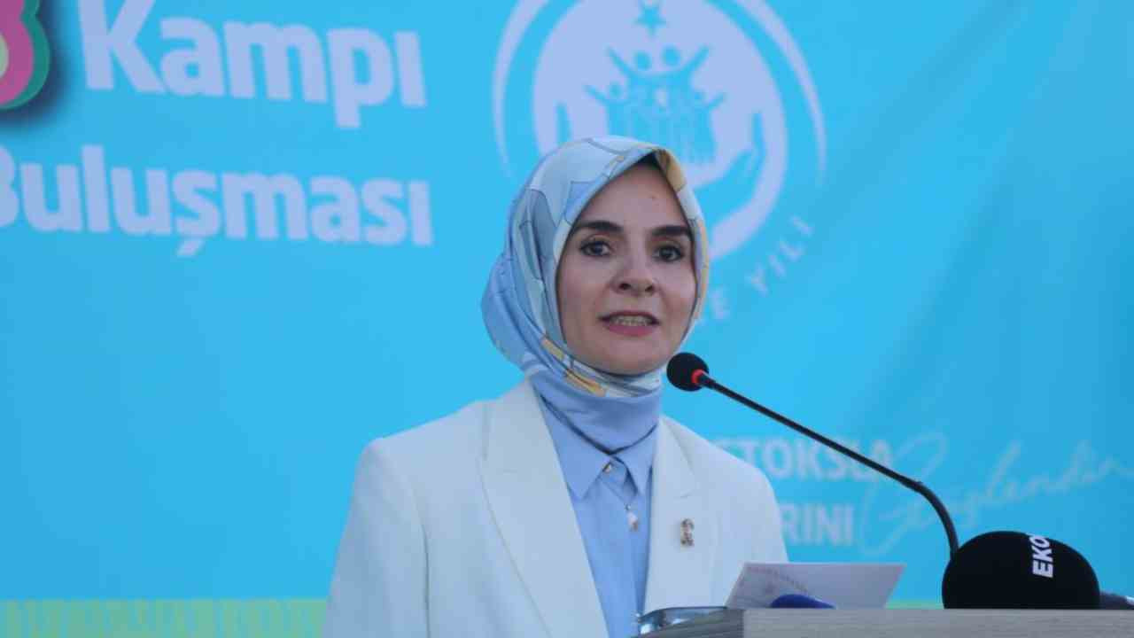 Bakan Göktaş dijital yalnızlığa dikkat çekti! Aileyi korumak en büyük amacımız