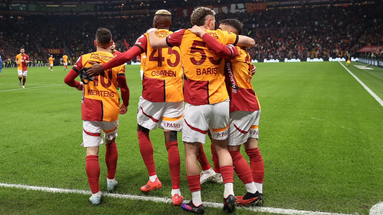 Galatasaray'ın yıldızını böyle özetledi: 'İçine Messi kaçmış'