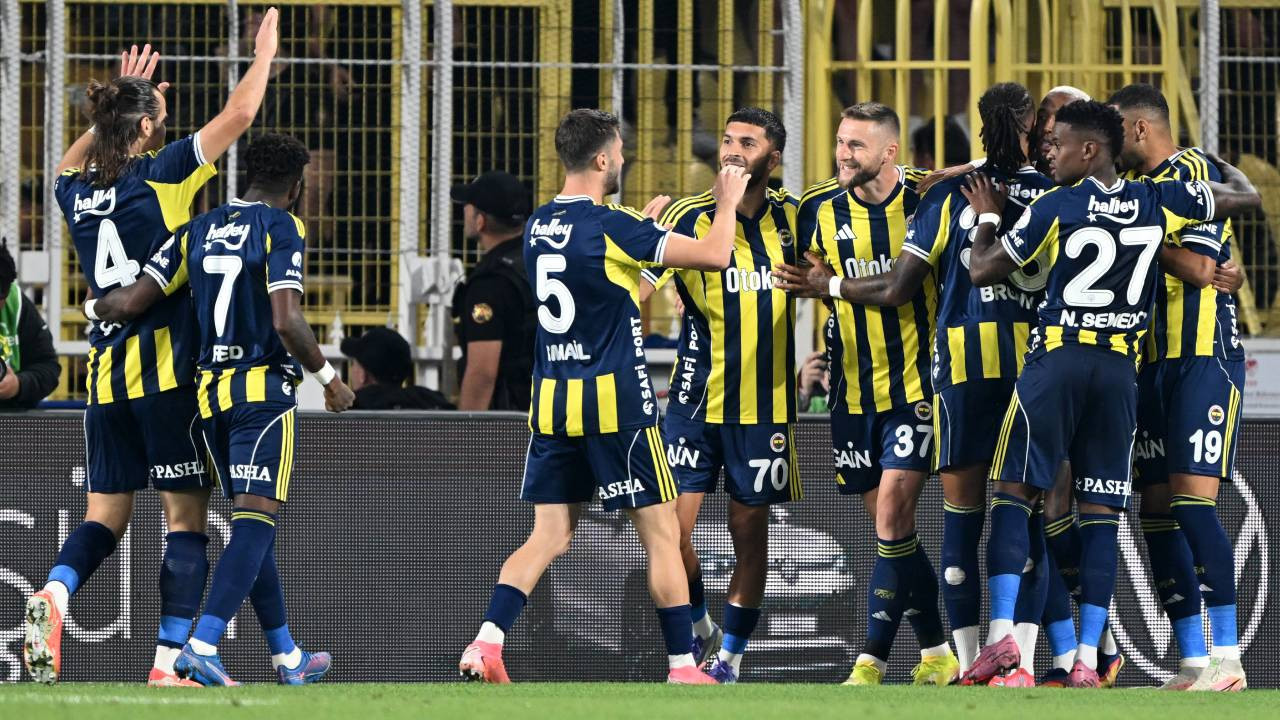 Fenerbahçe'nin Benfica maçı kamp kadrosu netleşti