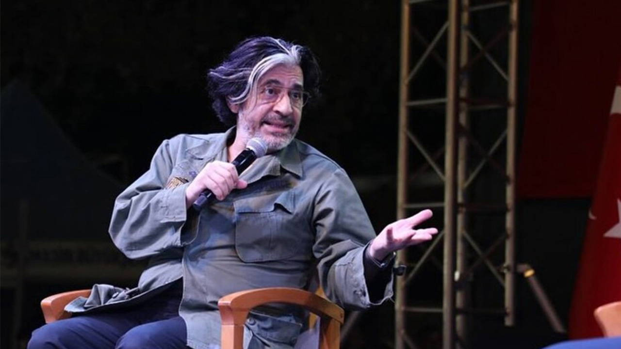 Okan Bayülgen emekli maaşını açıkladı! 'Bin lira yattı diye bayılıyorum'