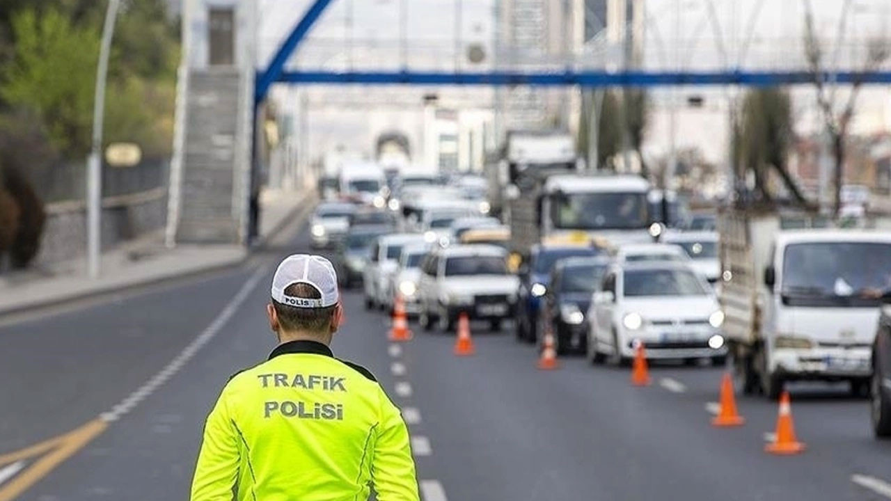 İstanbul'da bazı yollar trafiğe kapatılacak!