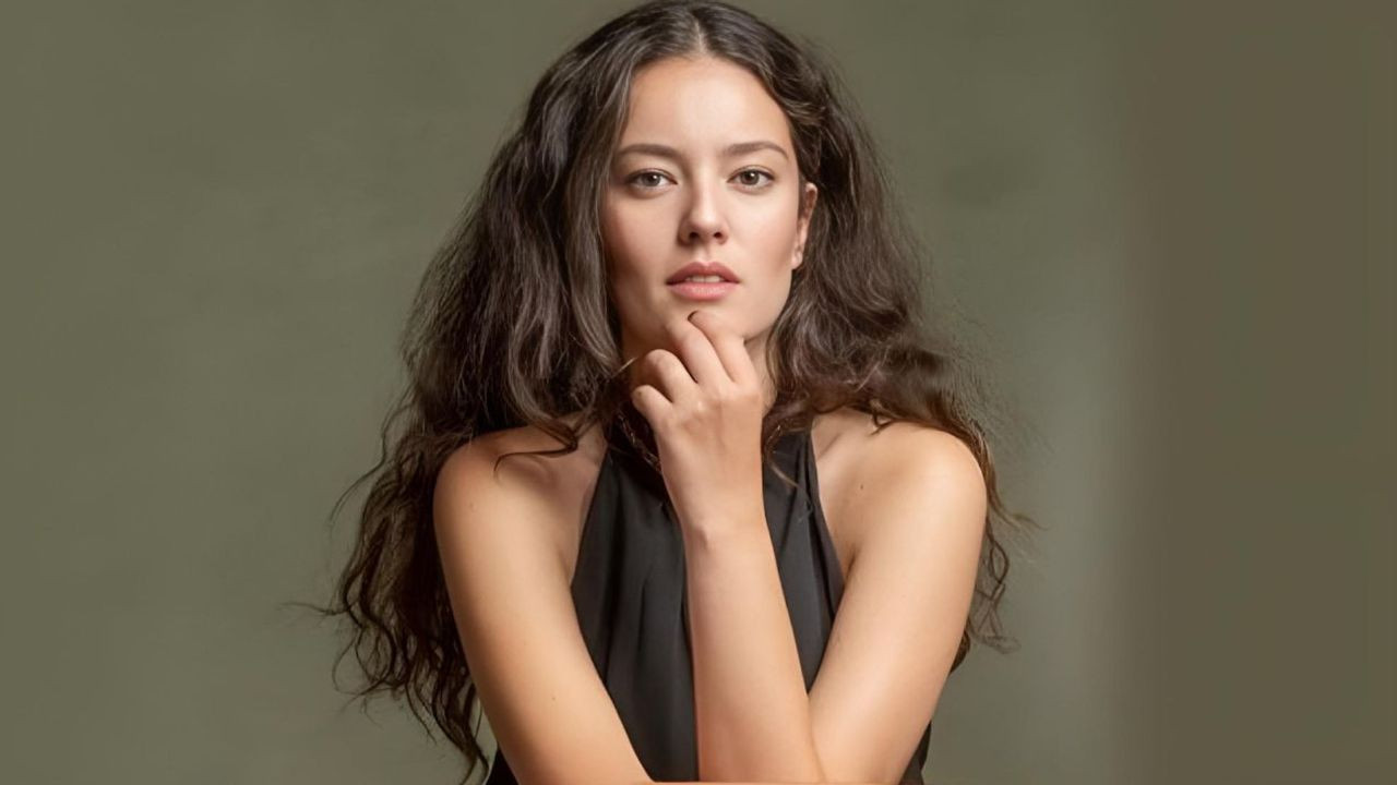 Pelin Akil kimdir? 9 yıllık evliliğini sonlandırdı, hayatı ve oyunculuk kariyeri
