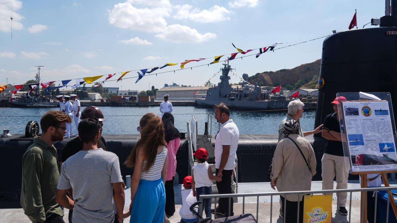 TCG Sakarya ve TCG Hızırreis'e yoğun ilgi