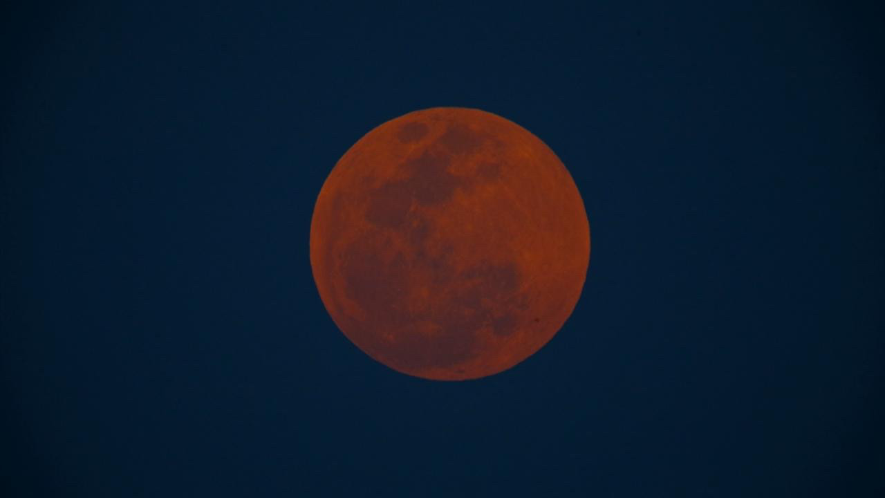 Kanlı Ay tutulması ne zaman? Kanlı Ay tutulması saat kaçta?