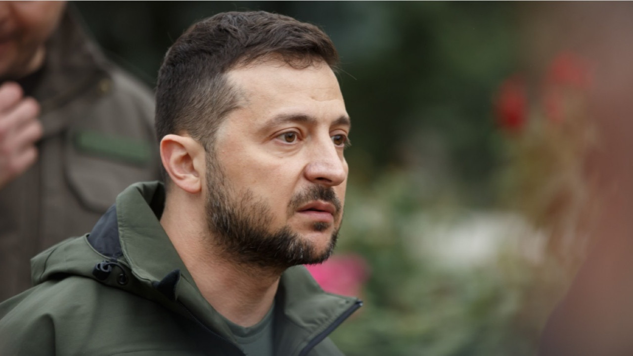 Zelenskiy çok üzgün: 'Trump Alaska zirvesinde Putin'e istediğini verdi'... Zelenskiy Putin'in Trump ile 'oyun oynadığını' savundu