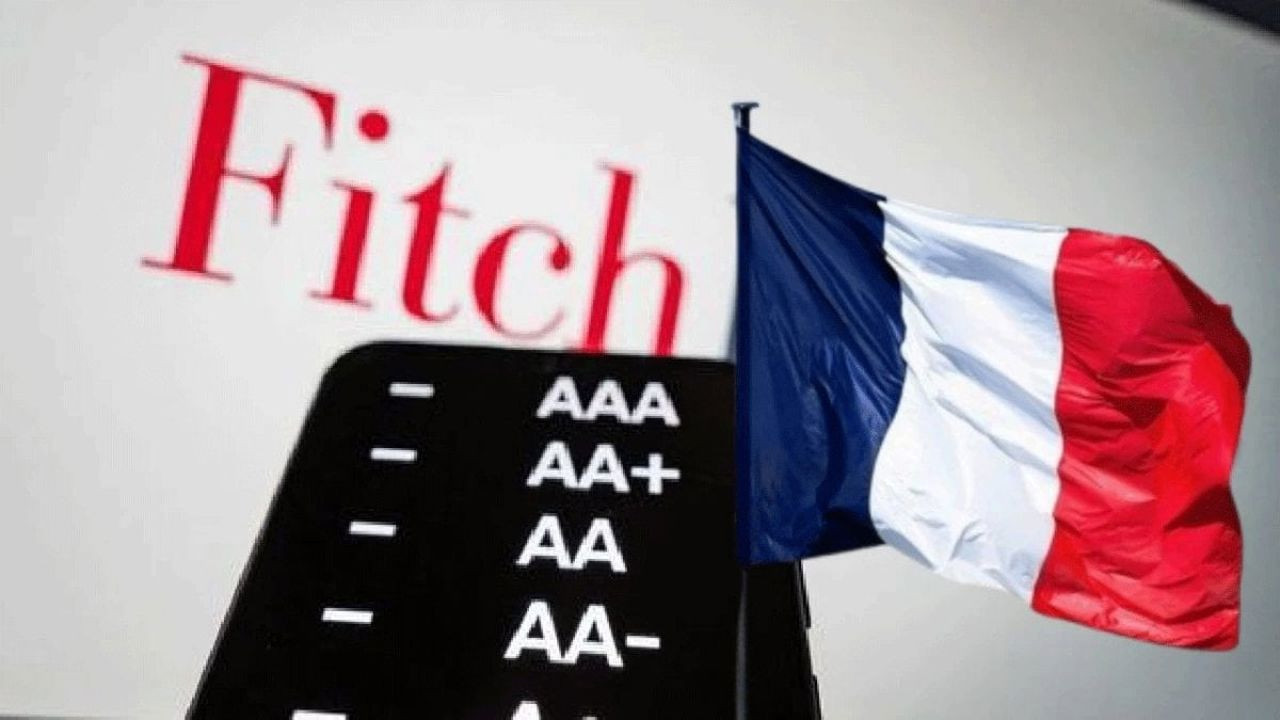 Fitch, Fransa'nın kredi notunu düşürdü