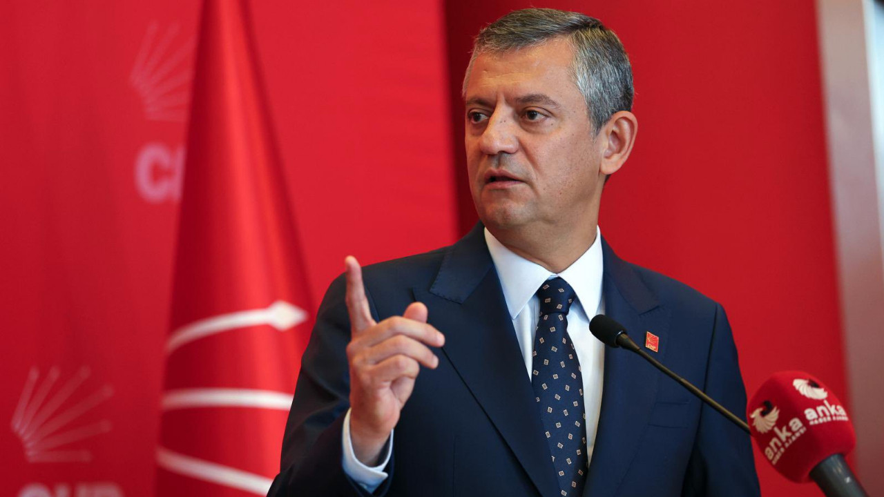 CHP’de deprem etkisi yaratacak açıklama: Özgür Özel bazı vekillerden memnun değil!