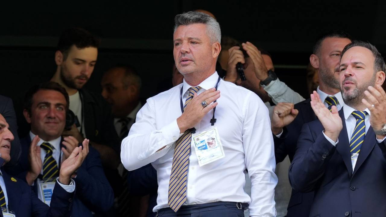 Fenerbahçe'de başkanlık seçimini kazanan Sadettin Saran: 'İnşallah şampiyonluk kupasını 3 başkan beraber kaldırırız'