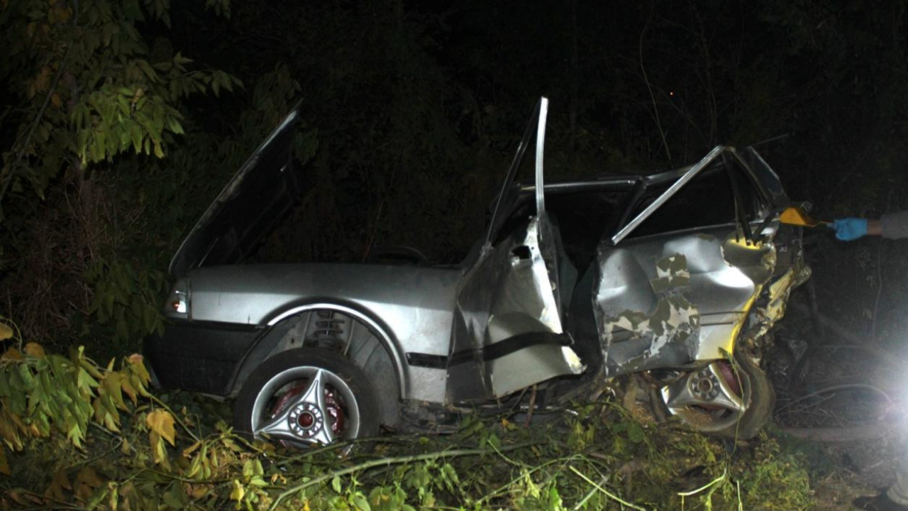 İzmir'de feci kaza: 1 ölü, 8 yaralı