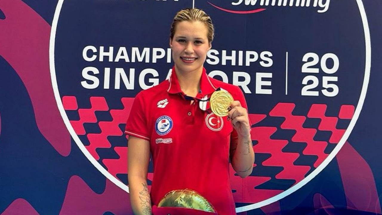 Defne Kurt'tan 5. dünya şampiyonluğu