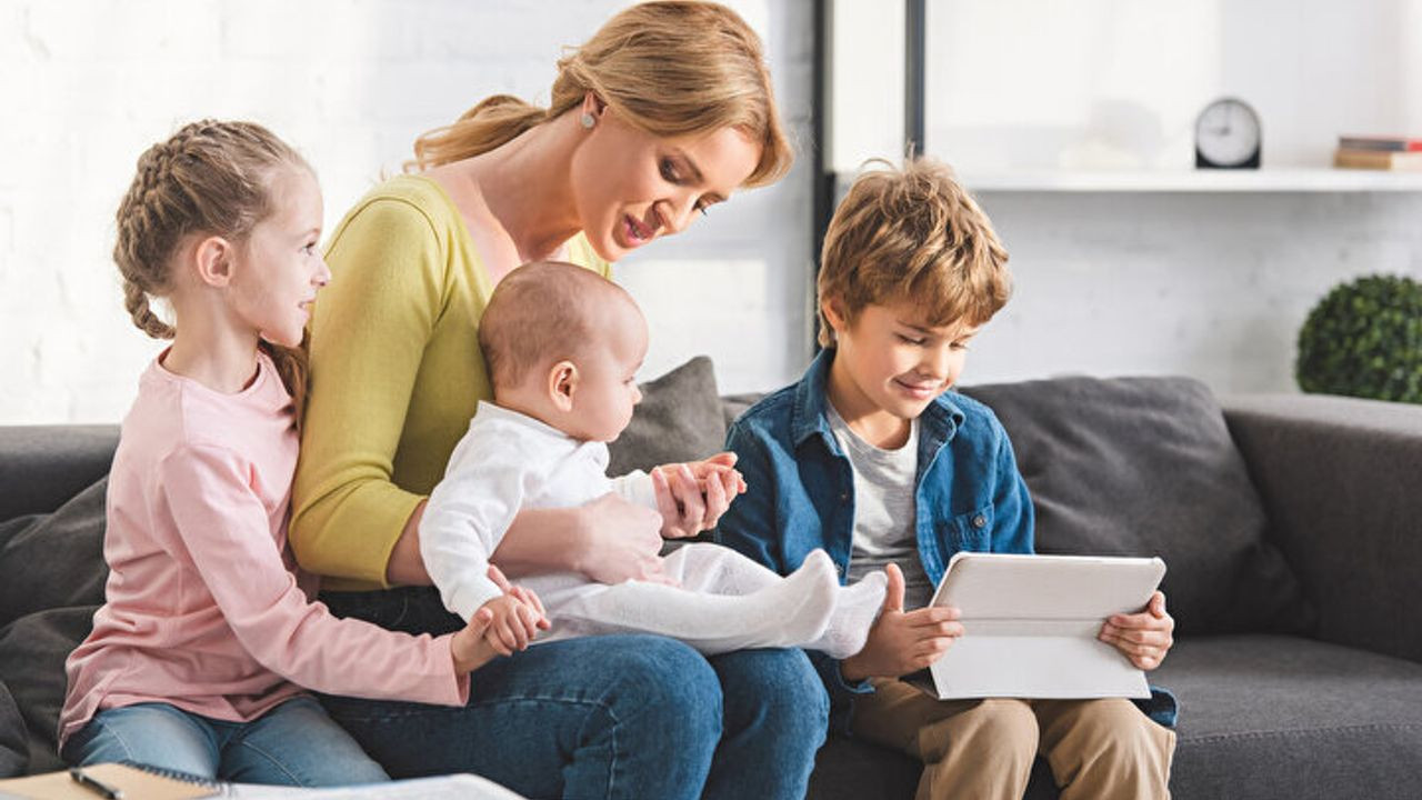 3 çocuklu anne kaç yıl erken emekli olur? Ev hanımlarına erken emeklilik 2025’te ne zaman çıkacak?