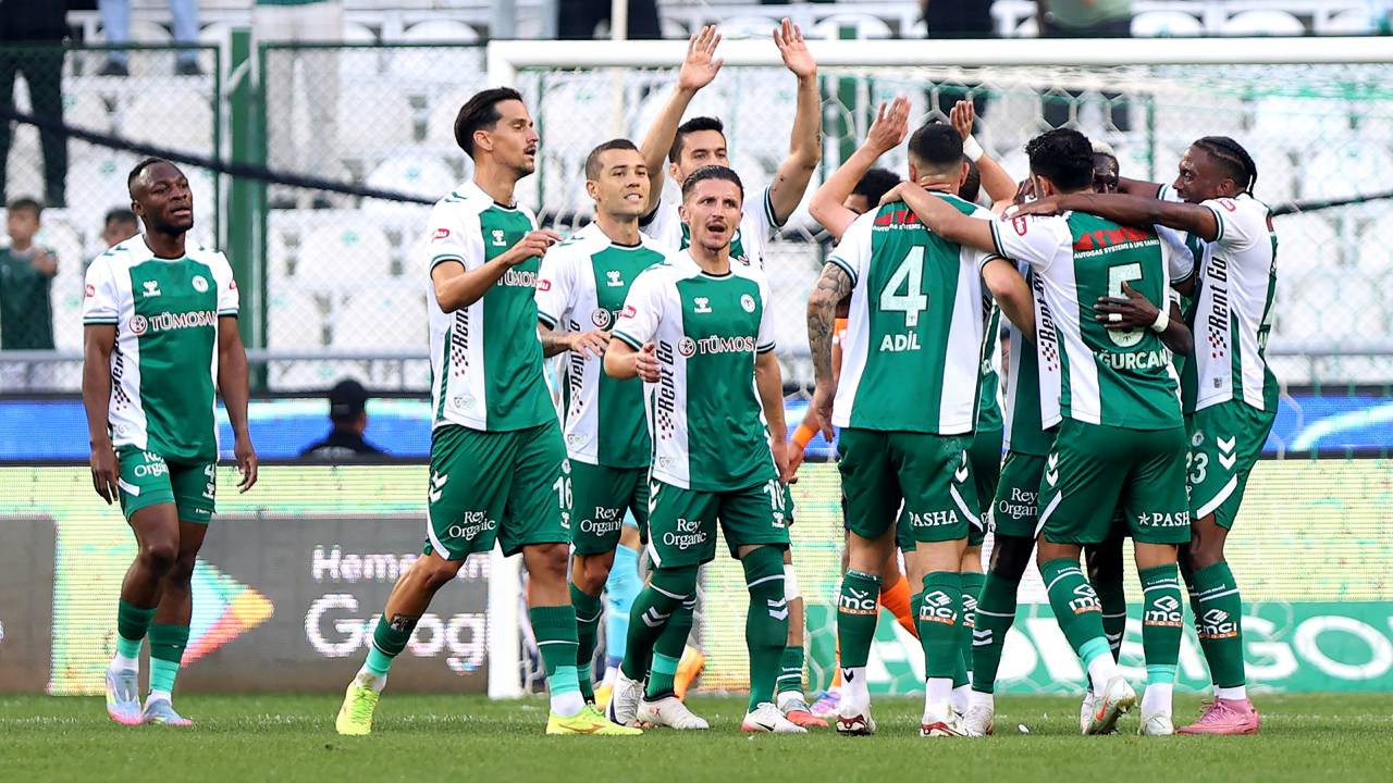 Konyaspor, Başakşehir karşısında kazandı! Yeşil-beyazlılardan 2-1'lik zafer