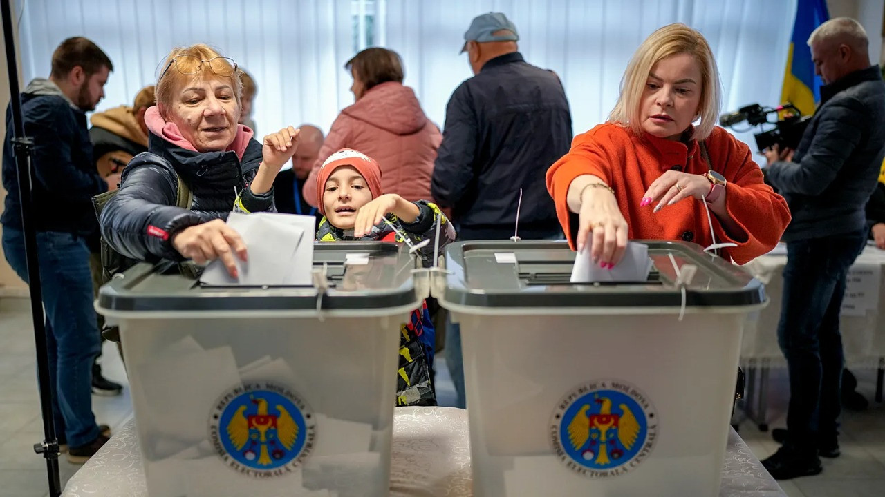 Moldova'da seçim heyecanı! Gagavuz lider: 'Köleliğe hayır diyin'