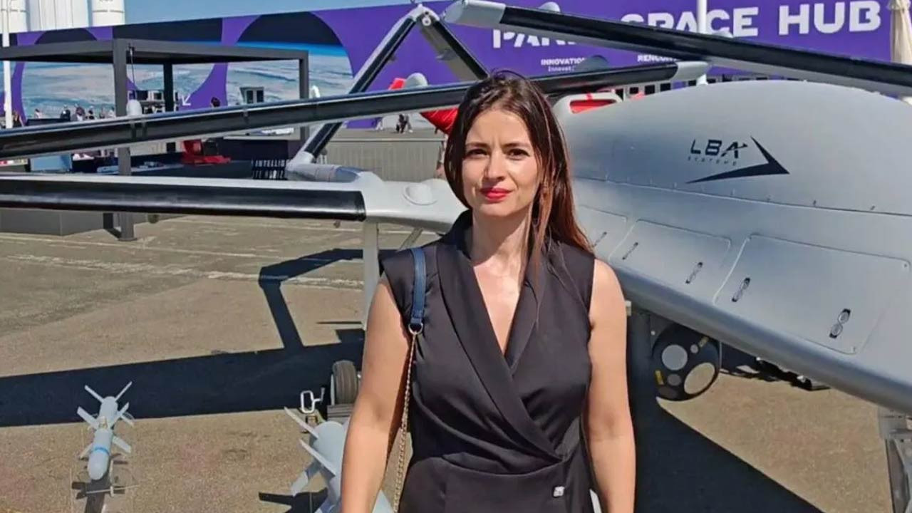 Öznur Küçüker Sirene kimdir? Babası olmadan büyüdü, Türkiye’nin sesi oldu