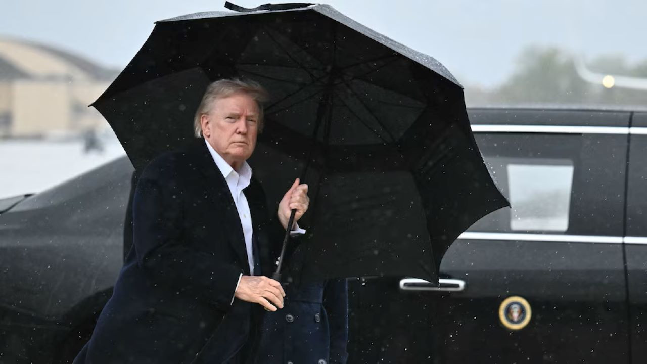 ABD eski Ulusal Güvenlik Danışmanı Flyinn'den derin devlet uyarısı: 'Başkan Trump CIA'ya güvenmemeli'