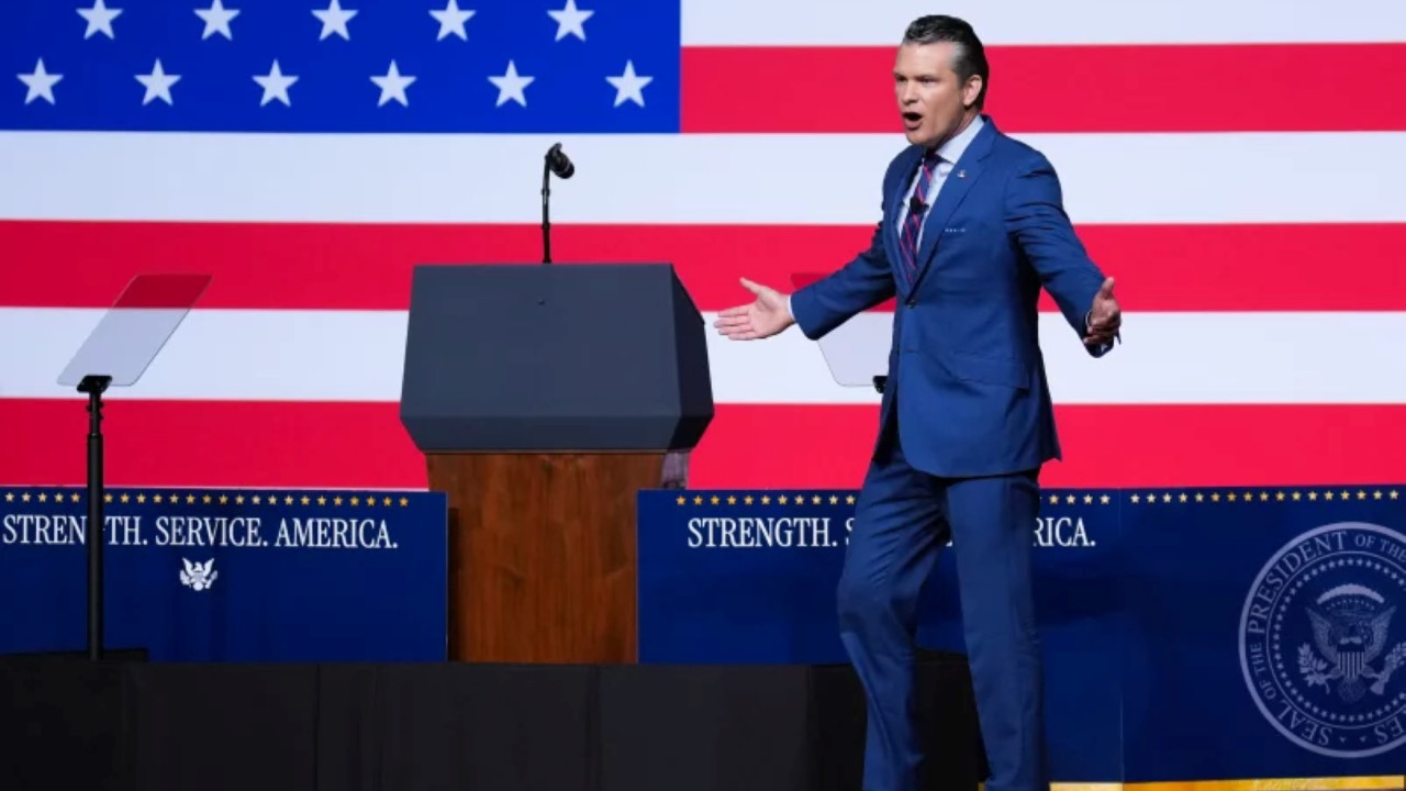 Pentagon Şefi Hegseth 'güç yoluyla barışı sağlama' prensibini açıkladı: ABD ordusu şişman generallere göre bir yer değil