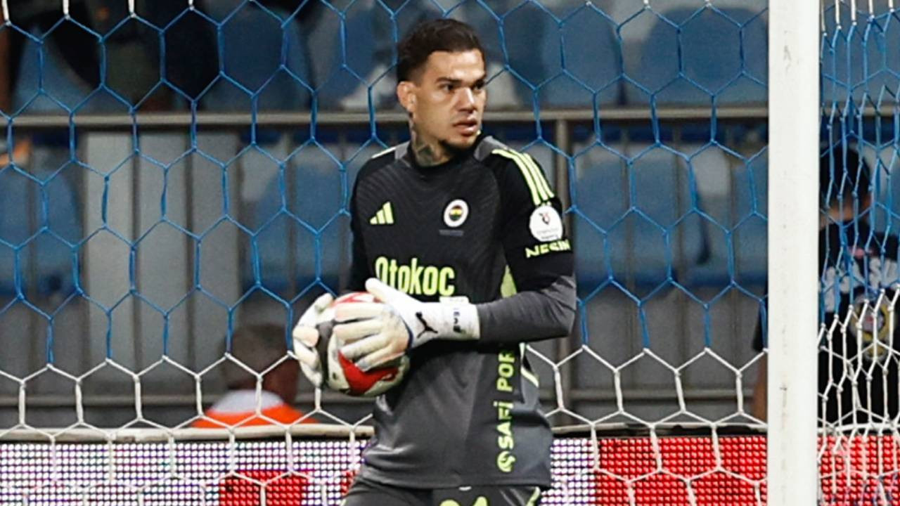 Fenerbahçeli Ederson Türkiye'yi terk etti