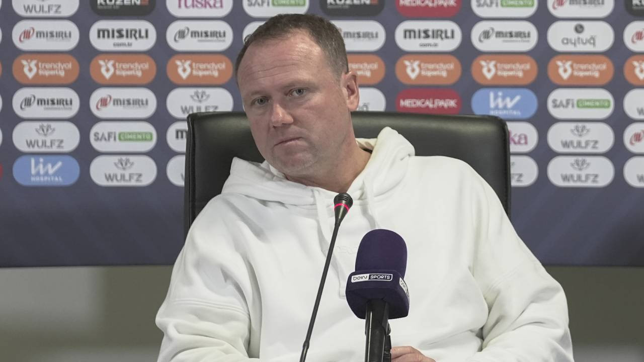 Fatih Karagümrük Teknik Direktörü Marcel Licka: 'Aynı hataları eşekler gibi tekrar ediyoruz'