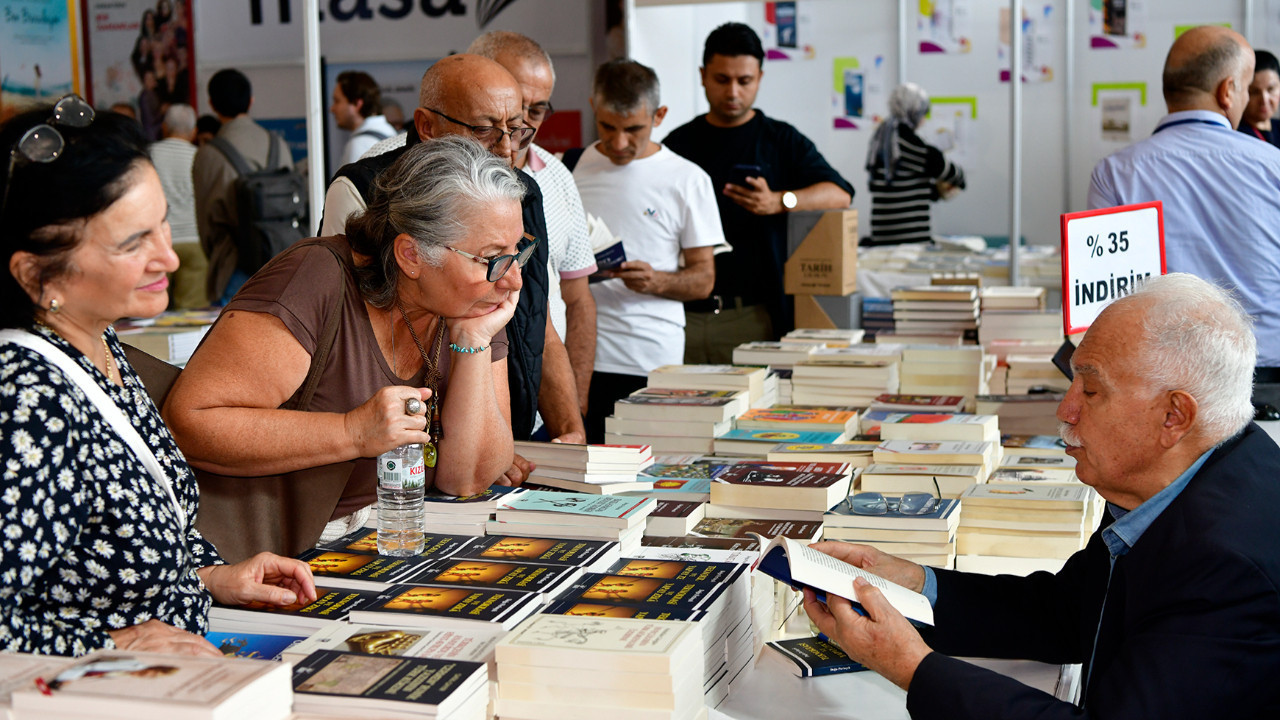 Perinçek’in yeni kitabı okurlarıyla buluştu