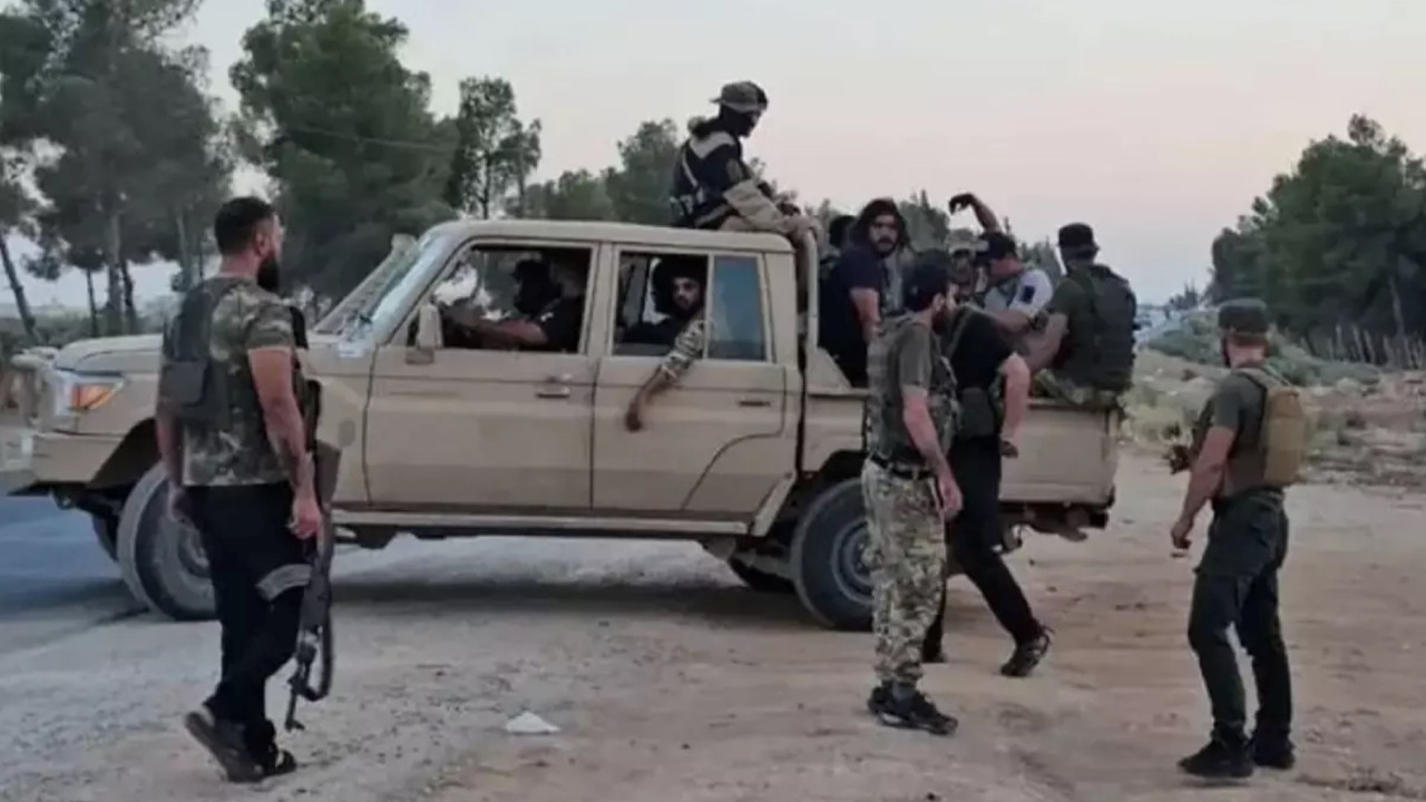 Halep'teki çatışmaların ardından Suriye ordusu ile PYD/YPG (SDG) arasında ateşkes ilan edildi... Abdi Şam'a ABD helikopteriyle geldi