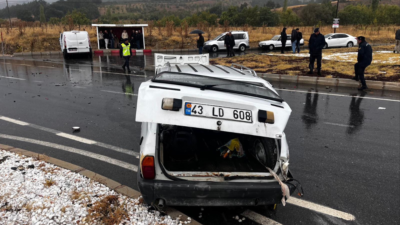 Kütahya'da feci kaza! 1 kişi öldü, 3 kişi yaralandı