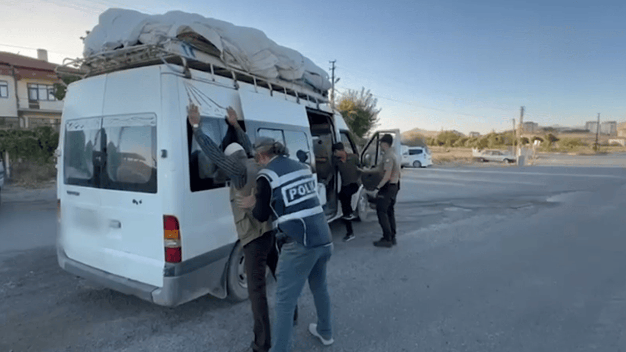 6 yıl arayla iki cinayet işleyen şüpheli 22 yıl sonra yakalandı!