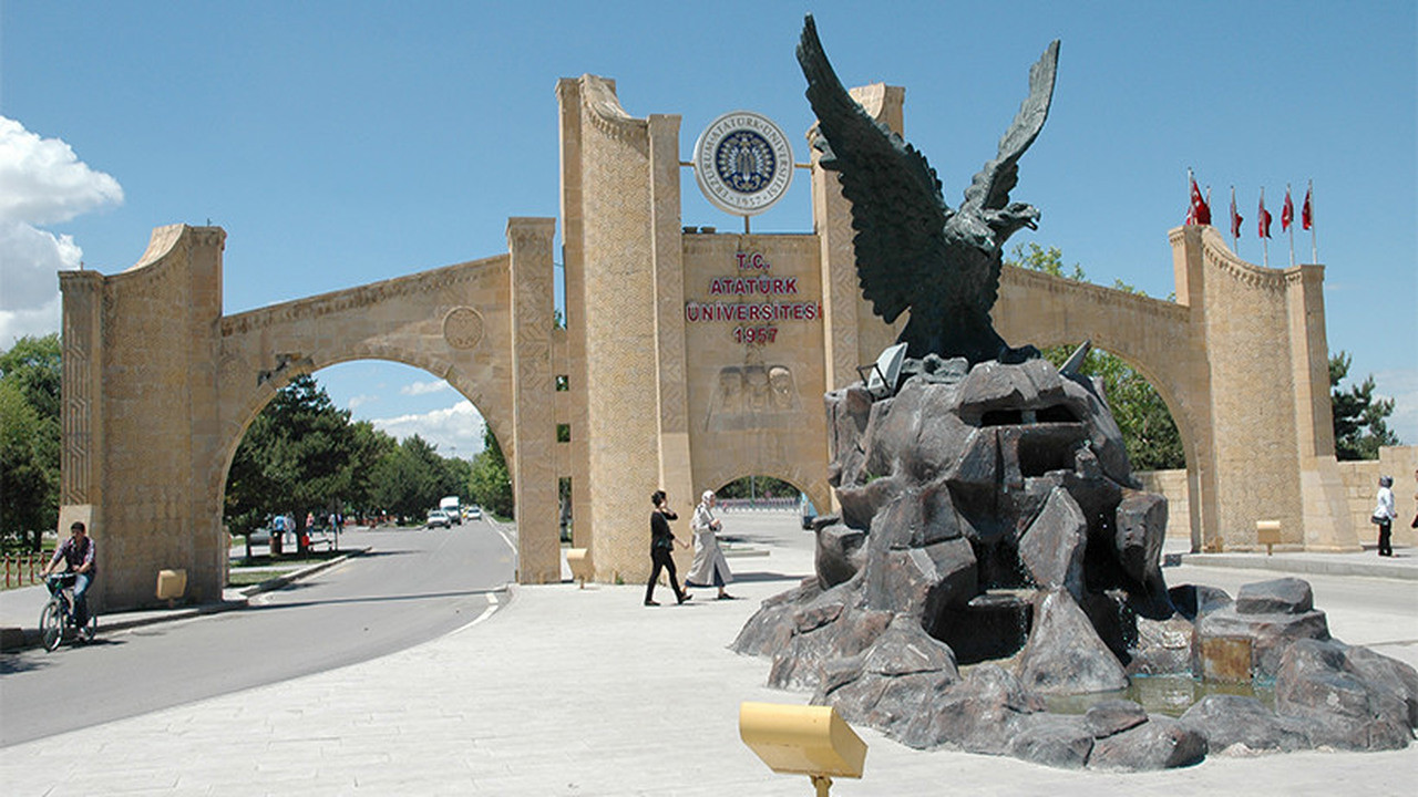 Türkiye'nin en iyi üniversitelerinden biri: Dünyada ilk 1000'de yer aldı