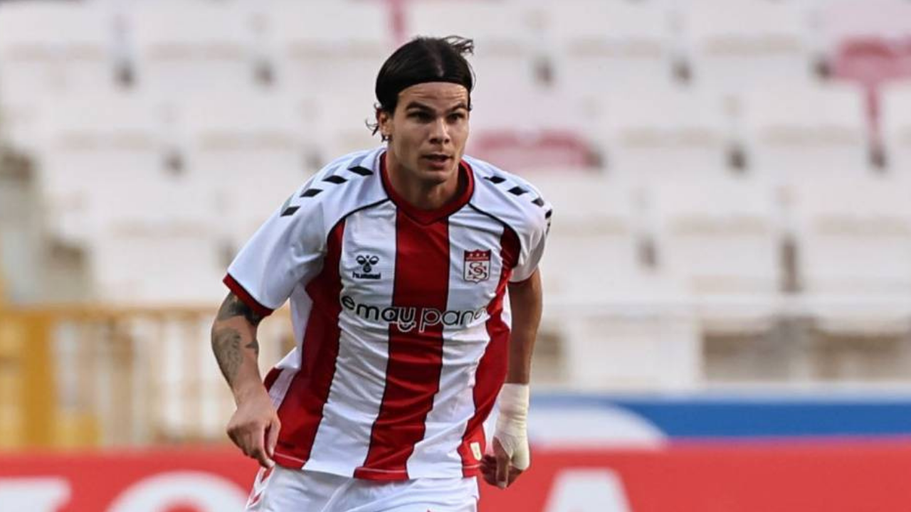 Sivasspor'un orta saha oyuncusu, vergi rekortmeni oldu!