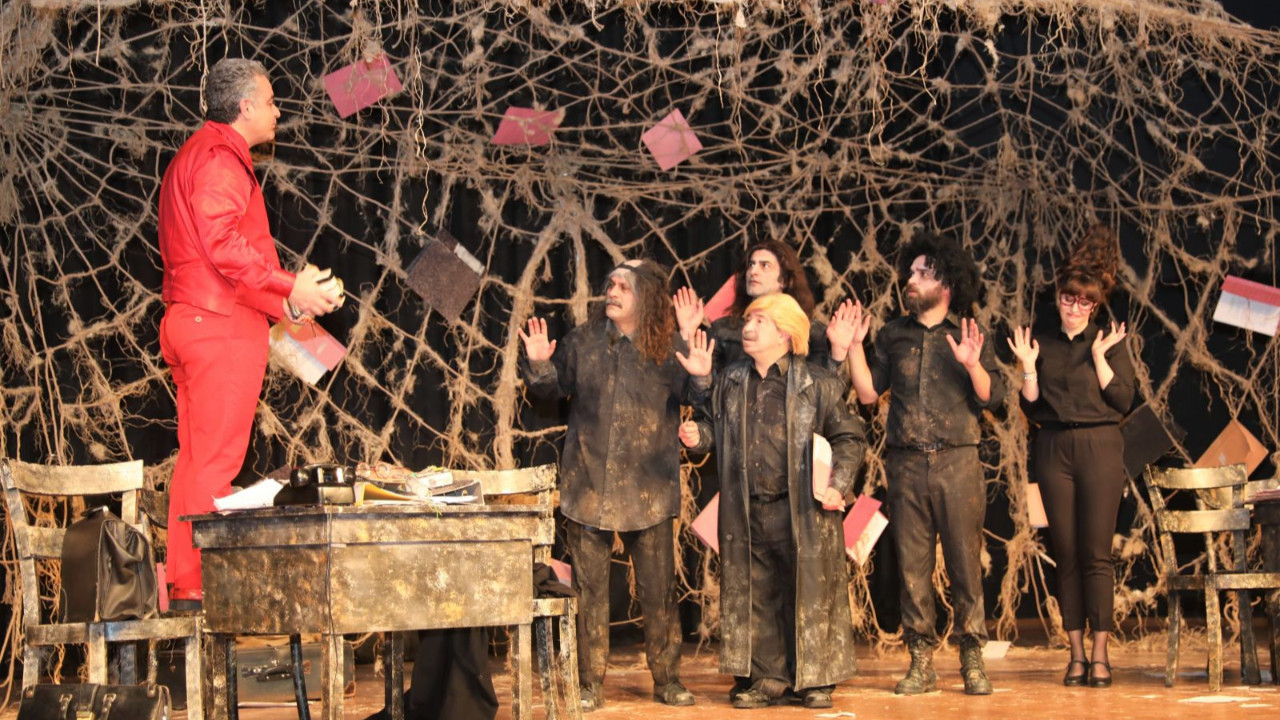 ‘Bir Anarşistin Kaza Sonucu Ölümü’nden kalanlar... Estetik eleştiri bilinç taşır