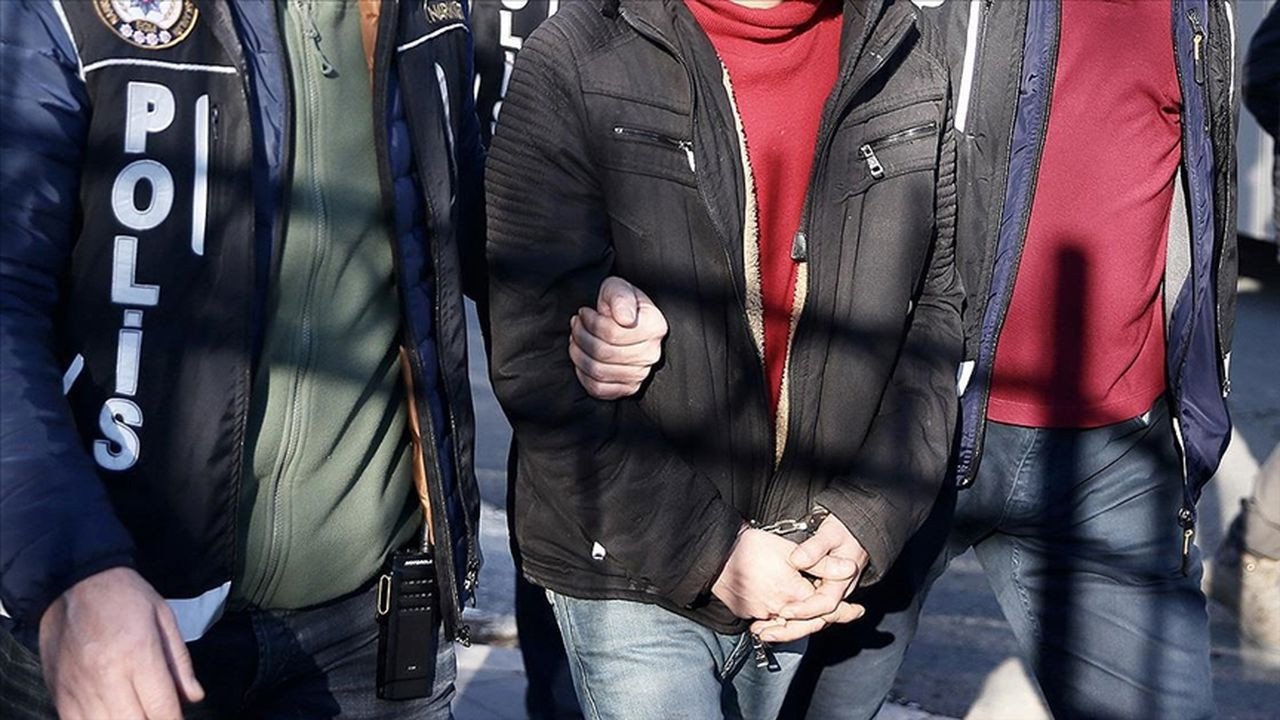 Rüşvet soruşturmasında 9 tutuklama