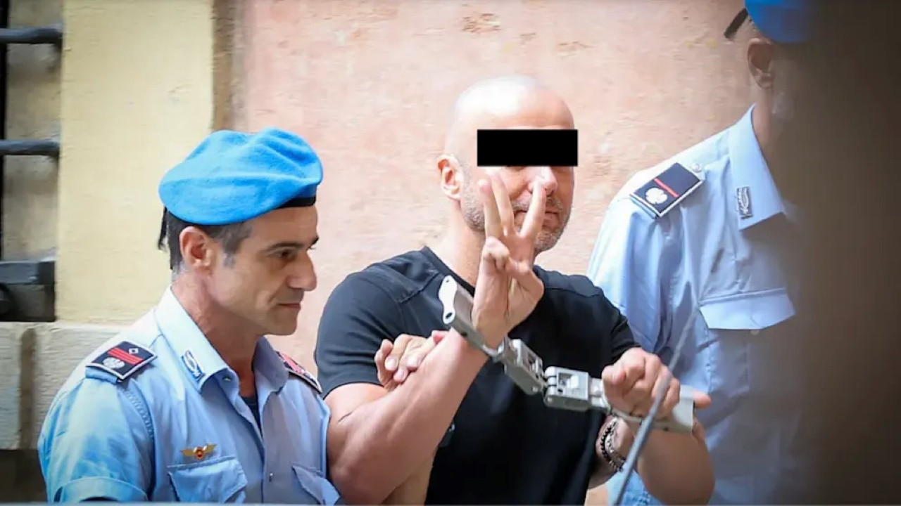 İtalya ve Polonya Kuzey Akım sabotajına katılan Ukraynalı şüphelileri Almanya'ya teslim etmiyor... Rusya soruşturmayı eleştiriyor... Sabotajın arkasında kim var